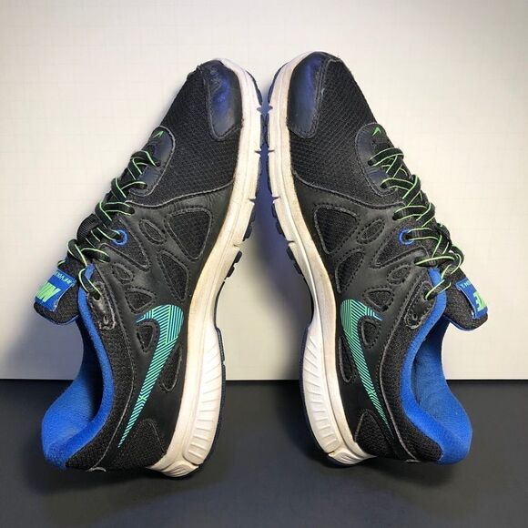 Womens NIKE Revolution 2 Black Running Shoes / Size 9 - Picture 7 of 9